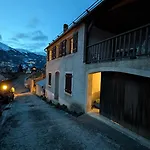 Domek alpejski Au Coin Du Feu *