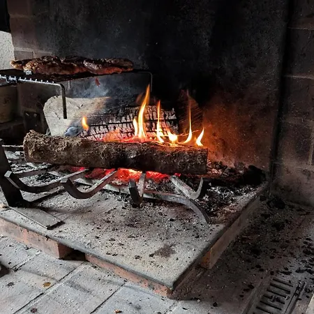 Au Coin Du Feu Luz-Saint-Sauveur